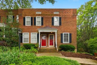 Main picture of 4825 28th St S