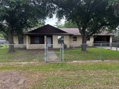 Main picture of 707 N Houston St