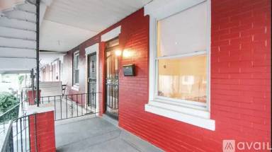 Main picture of 126 N Sickels St