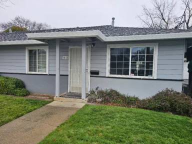 Main picture of 1452 Carleton Dr