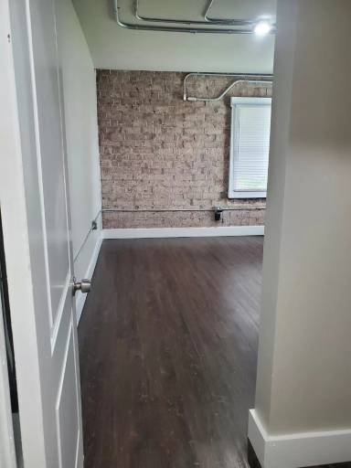 Main picture of 616 W Maple St