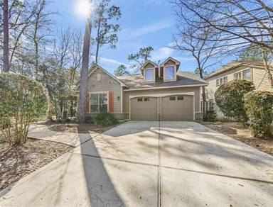 Main picture of 7 Douvaine Ct