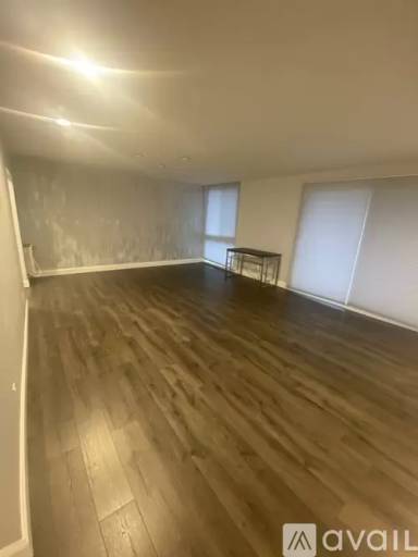 Main picture of 4047 W Maple Rd