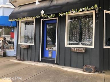 Main picture of 68251 S Main St