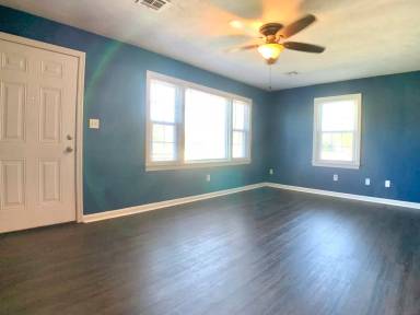 Main picture of 1010 Daniel St