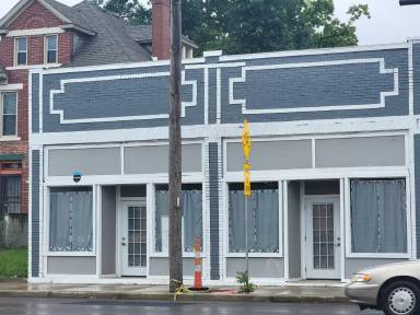 Main picture of 1575 Parsons Ave