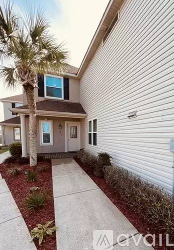 Main picture of 4704 Pontchartrain Dr