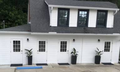 Main picture of 713 W New York Ave