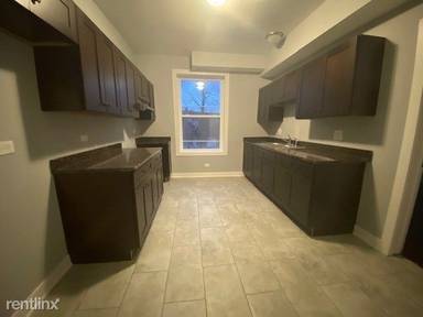 Main picture of 6601 S Bishop St