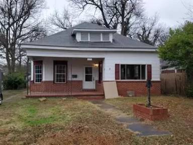 Main picture of 427 N 13th St