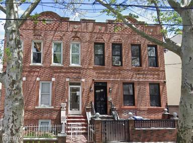 Main picture of 1443 Albany Ave