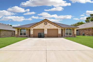 Main picture of 517 Paseo del Plata