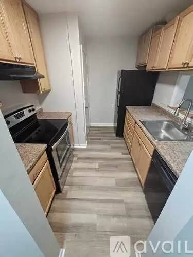 Main picture of 5831 W 25th St