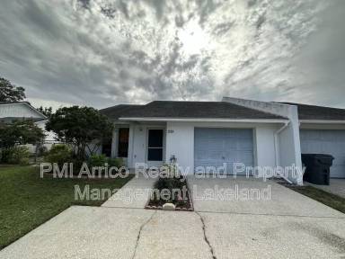 Main picture of 245 Village Crest Ct