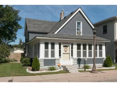 Main picture of 69 Lyton Pl