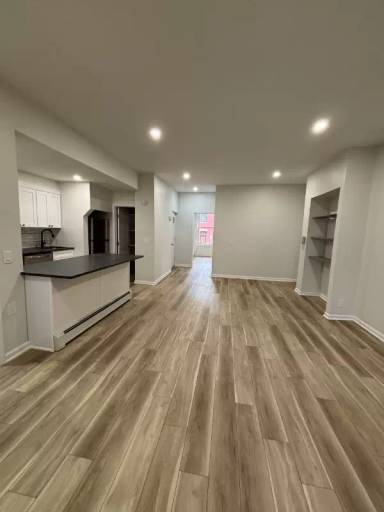 Main picture of 98 Chestnut St