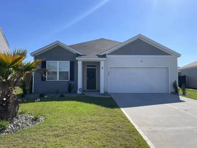 Main picture of 200 Oakwood Blvd