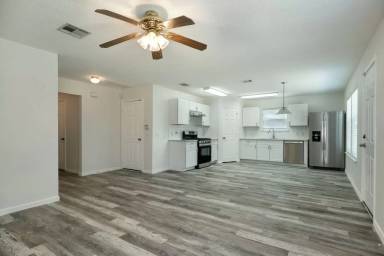 Main picture of 4620 Acers Ln