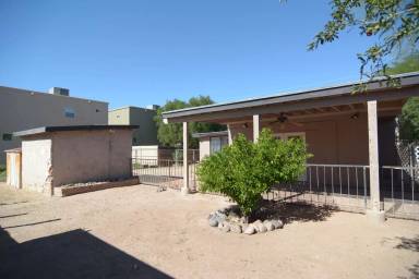 Main picture of 3408 E Flower St