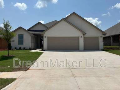 Main picture of 3026 Hollow Crest Ln