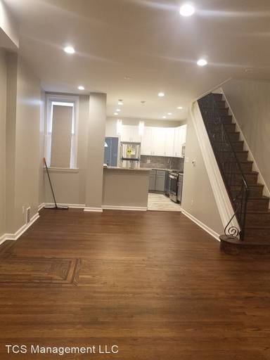 Main picture of 222 N Wilton St