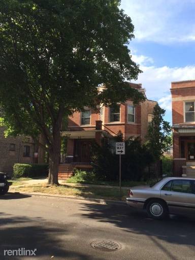 Main picture of 2058 W Hutchinson St