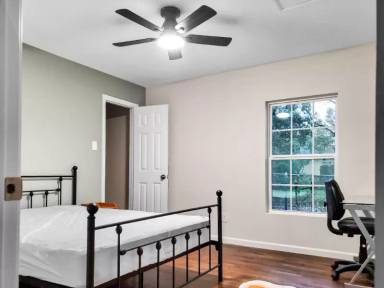 Main picture of 5031 Arvilla Ln