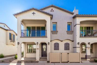 Main picture of 4054 E Amoroso Dr