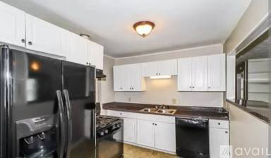 Main picture of 1898 Tahiti Ln
