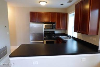 Main picture of 4201 N Sawyer Ave