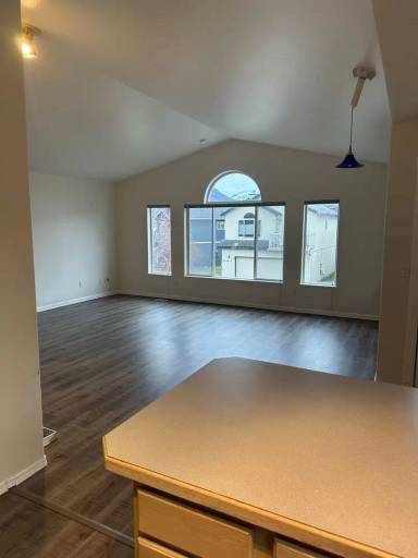 Main picture of 4018 Sycamore Loop