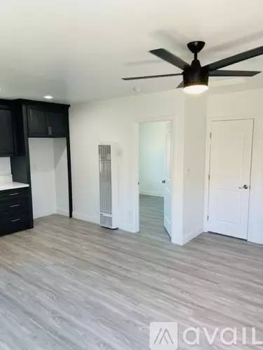 Main picture of 904 Grapevine Rd