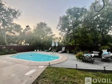 Main picture of 4804 Greystone Dr