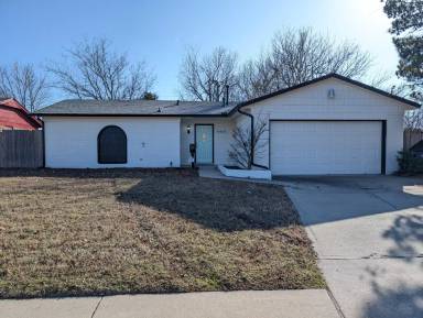 Main picture of 10602 E 34th St