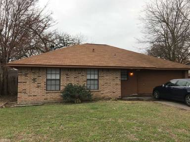 Main picture of 1104 Hardwood Ln