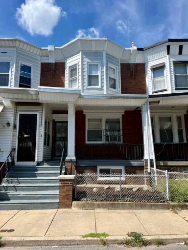 Main picture of 108 N Sickels St
