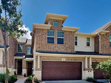 Main picture of 2716 Majesty Dr