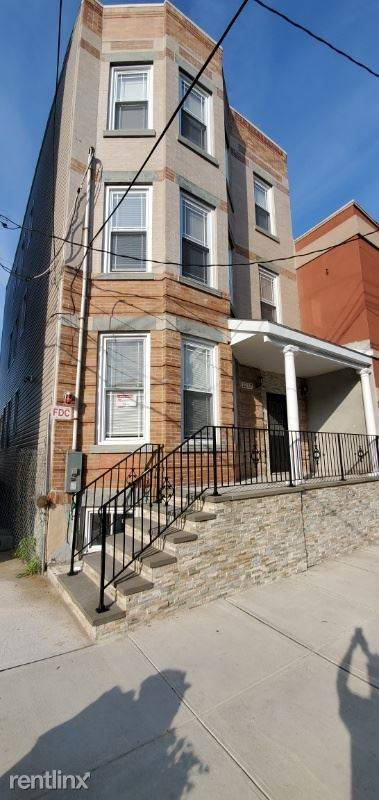 Main picture of 1217 7th St