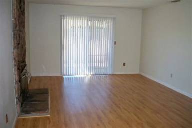 Main picture of 9917 Burline St