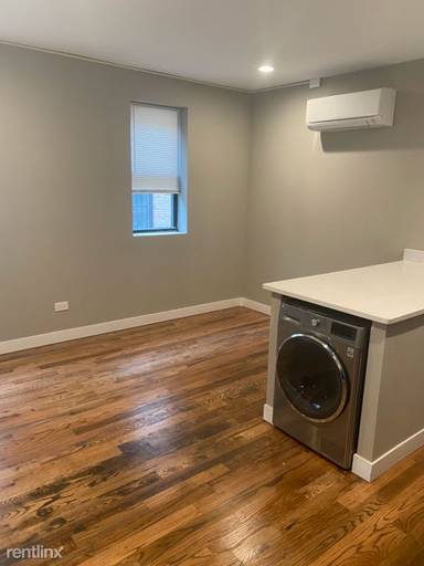 Main picture of 4625 S Drexel Blvd