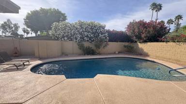 Main picture of 11027 N 41st St