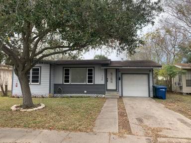 Main picture of 726 Sheridan Dr