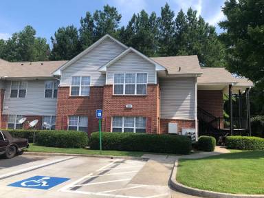 Main picture of 2745 Hapeville Rd SW