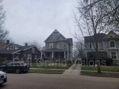 Main picture of 1035 W Main St