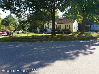 Main picture of 404 Berkeley Dr