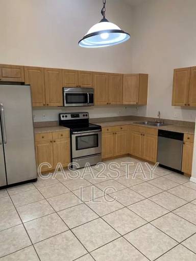 Main picture of 461 Piedmont St