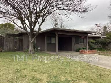Main picture of 2217 Polk Way