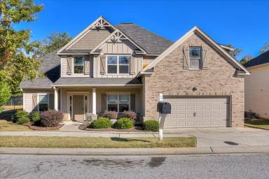 Main picture of 8606 Crenshaw Dr