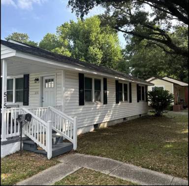 Main picture of 515 Nelson Dr