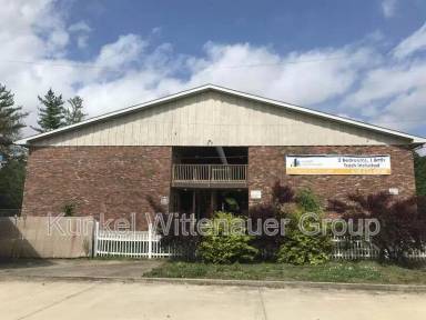 Main picture of 1320 N 1st St